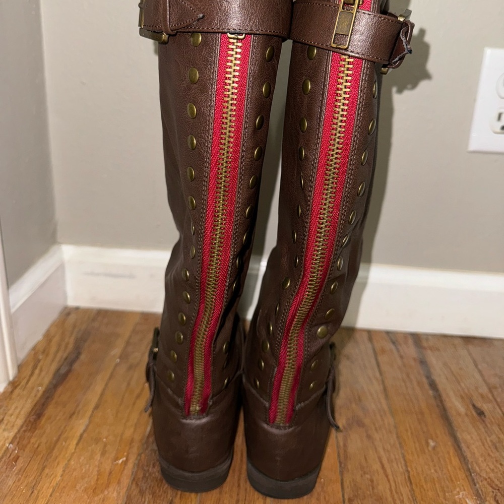 Brown Zipper Boots